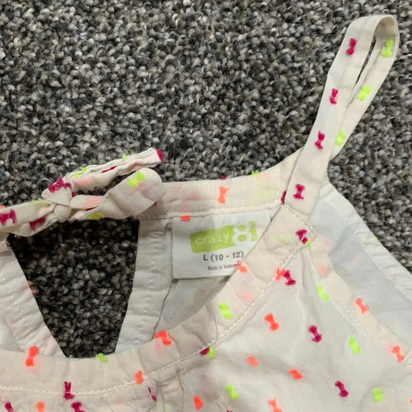 Crazy 8, white tank top - Picture 3 of 3